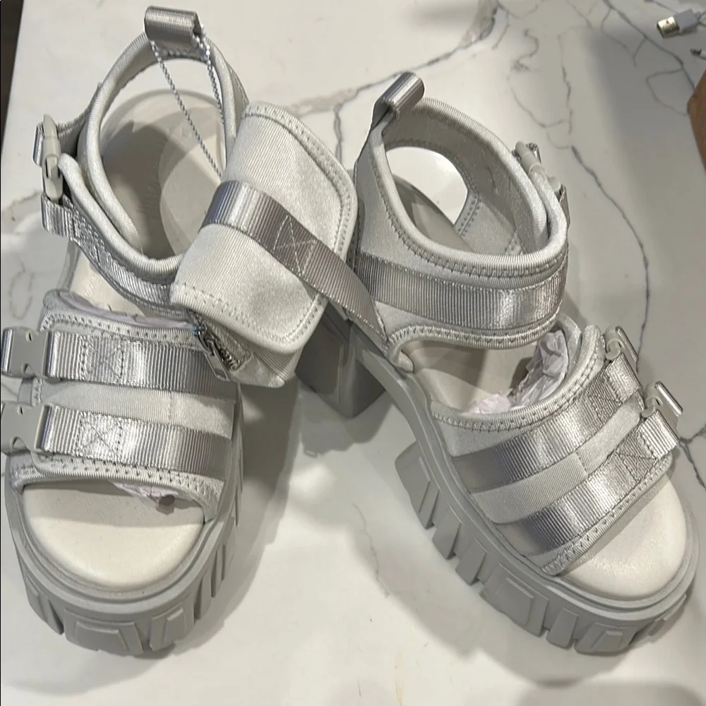 Darker Wavs UTOPIA PLATFORM SANDALS - GRAY